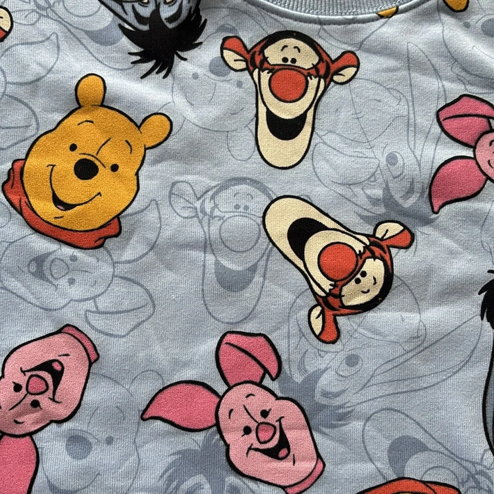 NWOT Disney Winnie the Pooh & Friends Allover Graphic Sweatshirt Light Blue XS - Picture 10 of 15